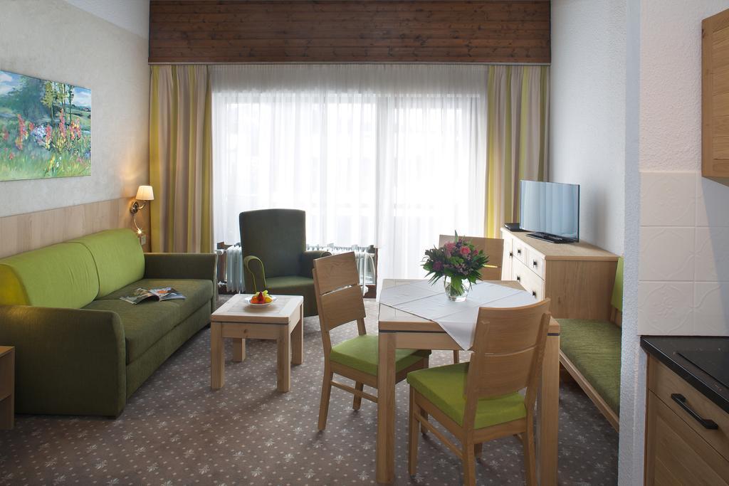 Interest Vitalhotel - Partnerbetrieb Von Oberstaufen Plus ห้อง รูปภาพ
